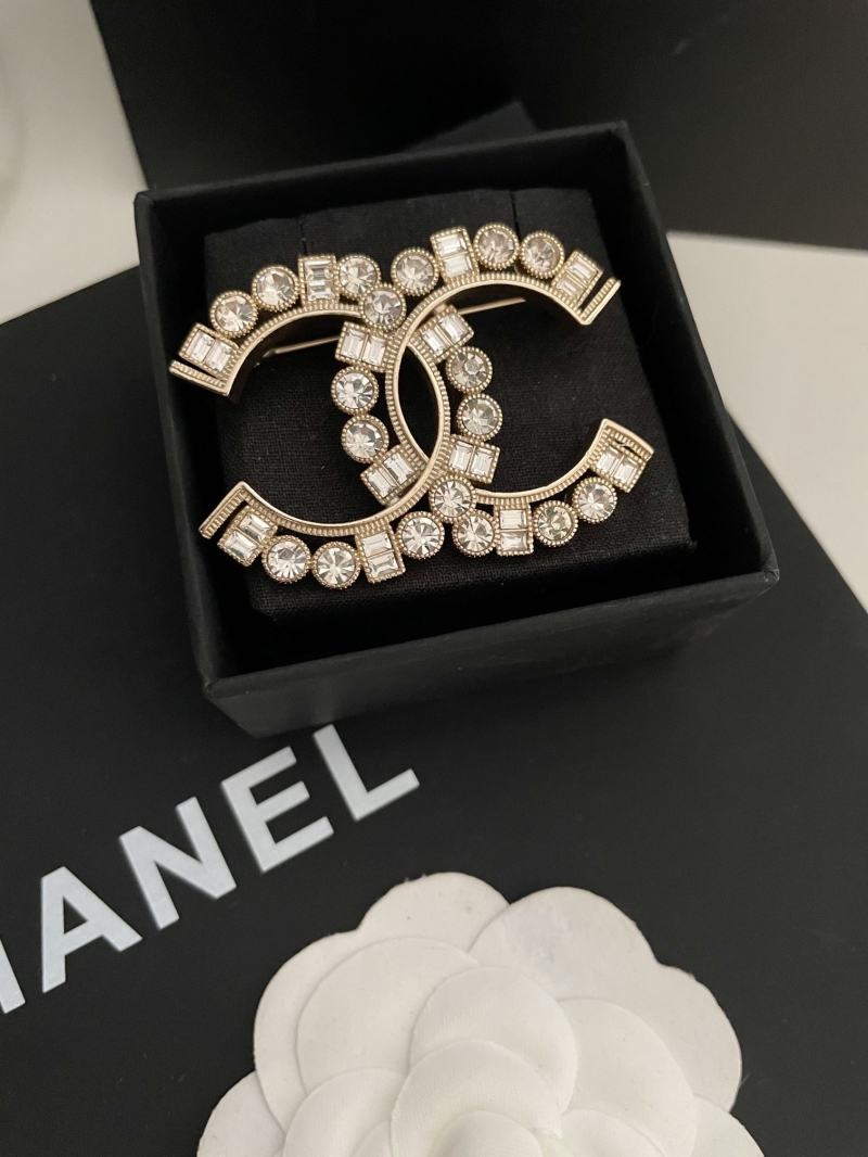 Ch**el brooches